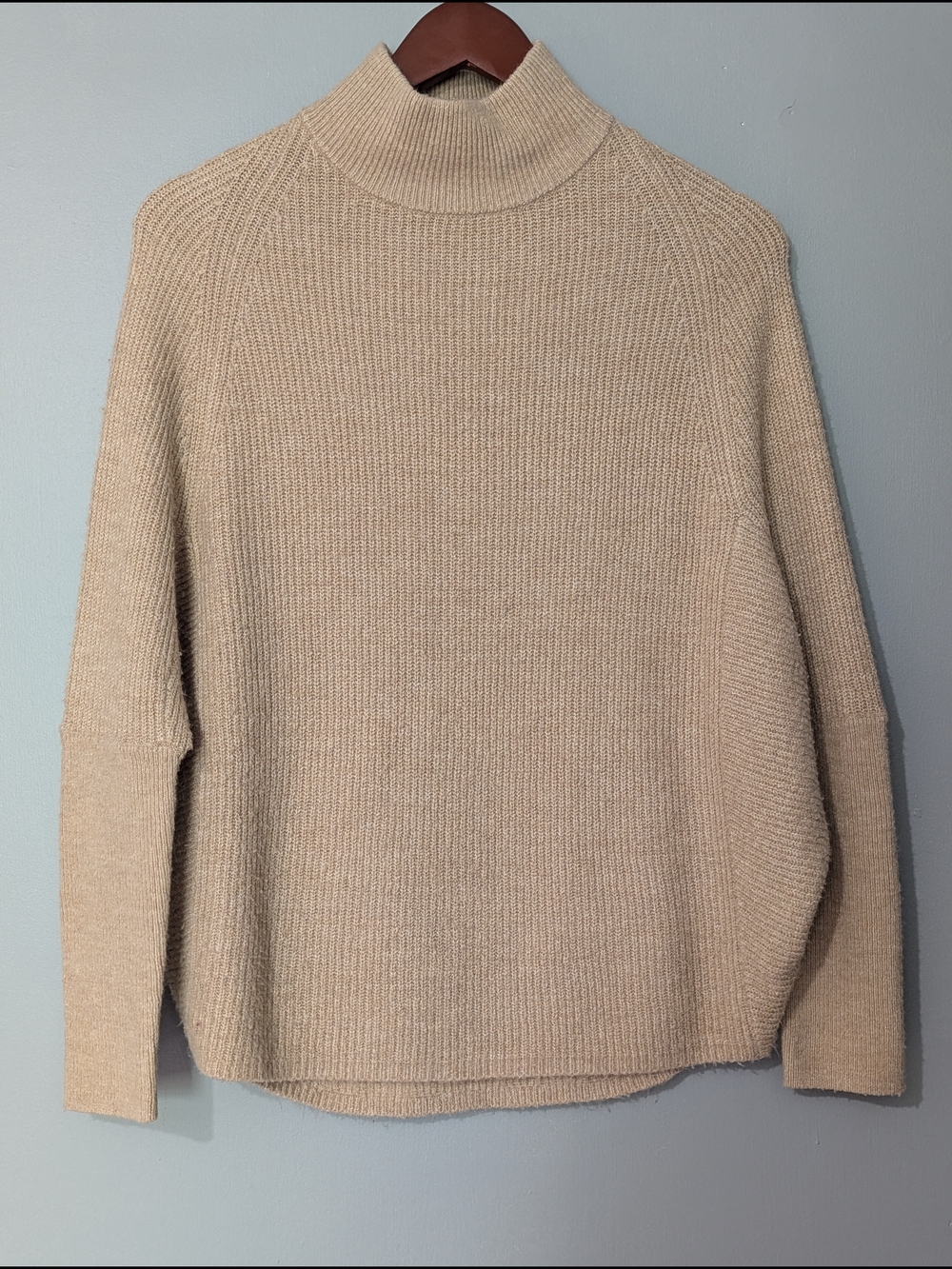 Camber‎ & Grace Women's Oatmeal Beige Mock Neck Knit Sweater